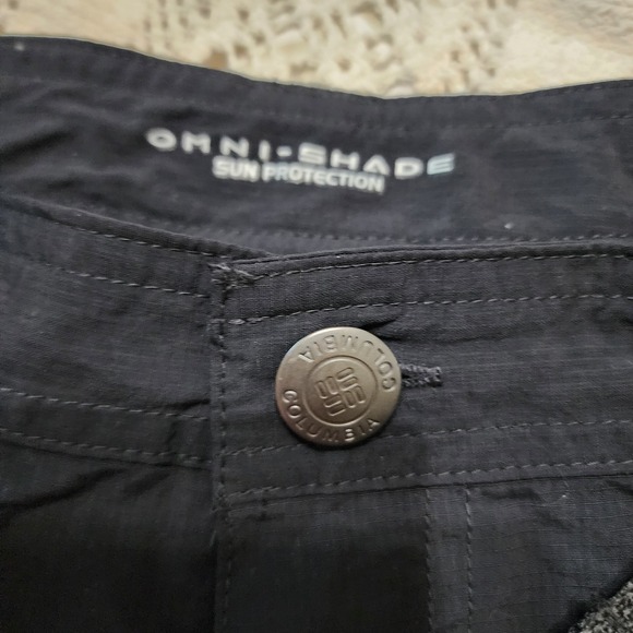 Columbia Omni-Shade Sun Protection Men's Black Size 42 Cargo Shorts Belted Hike - Picture 2 of 12